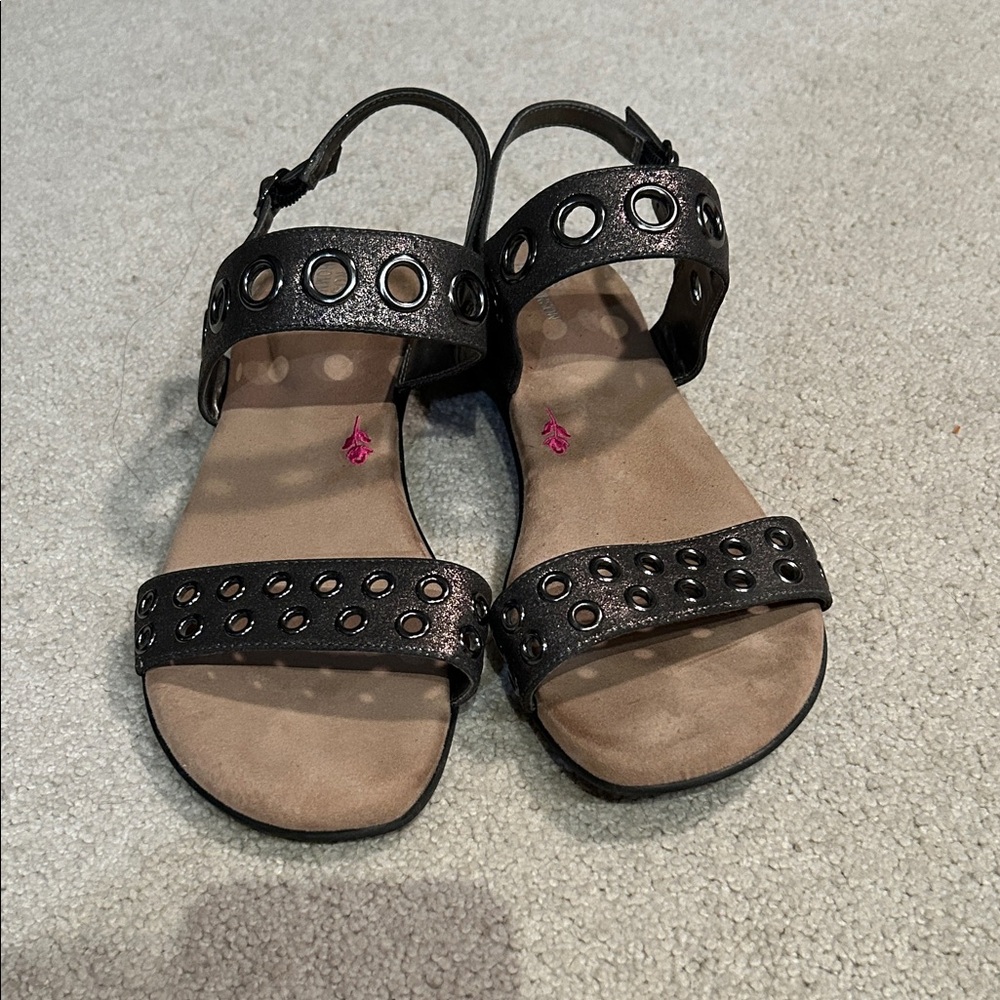 Ros Hommerson Pewter Sandals with Cutout Design